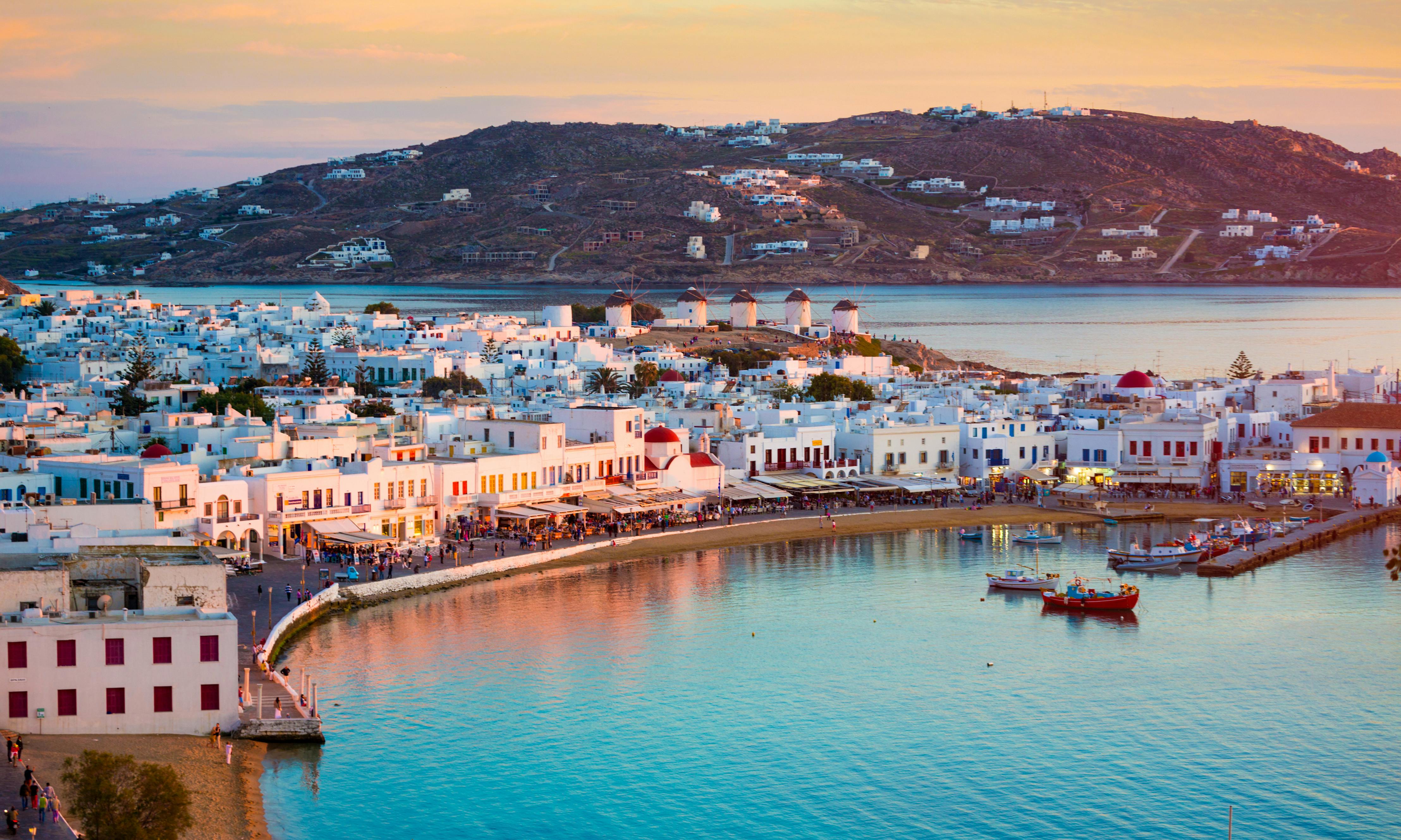 Stylish Greek Cyclades isla...