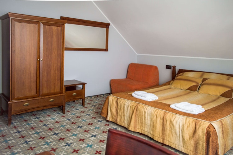 Pokój 2-osobowy Standard w Hotelu Jura z opcją dostawki