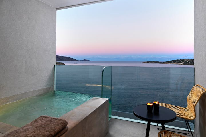 Main Deluxe Stunning Sea View Plunge Pool room