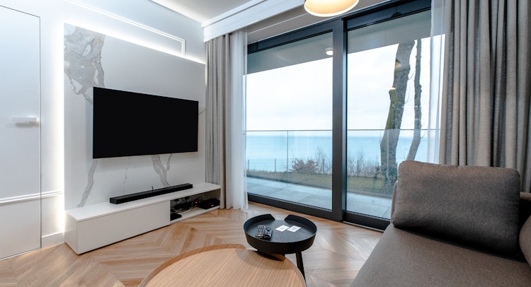 Apartament 3 pokojowy (z dwiema oddzielnymi sypialniami) i widokiem na morzE