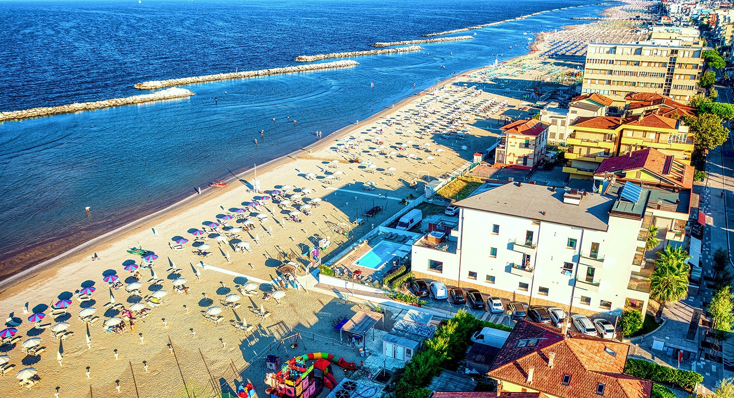 You & Me Beach Hotel - Viserbella