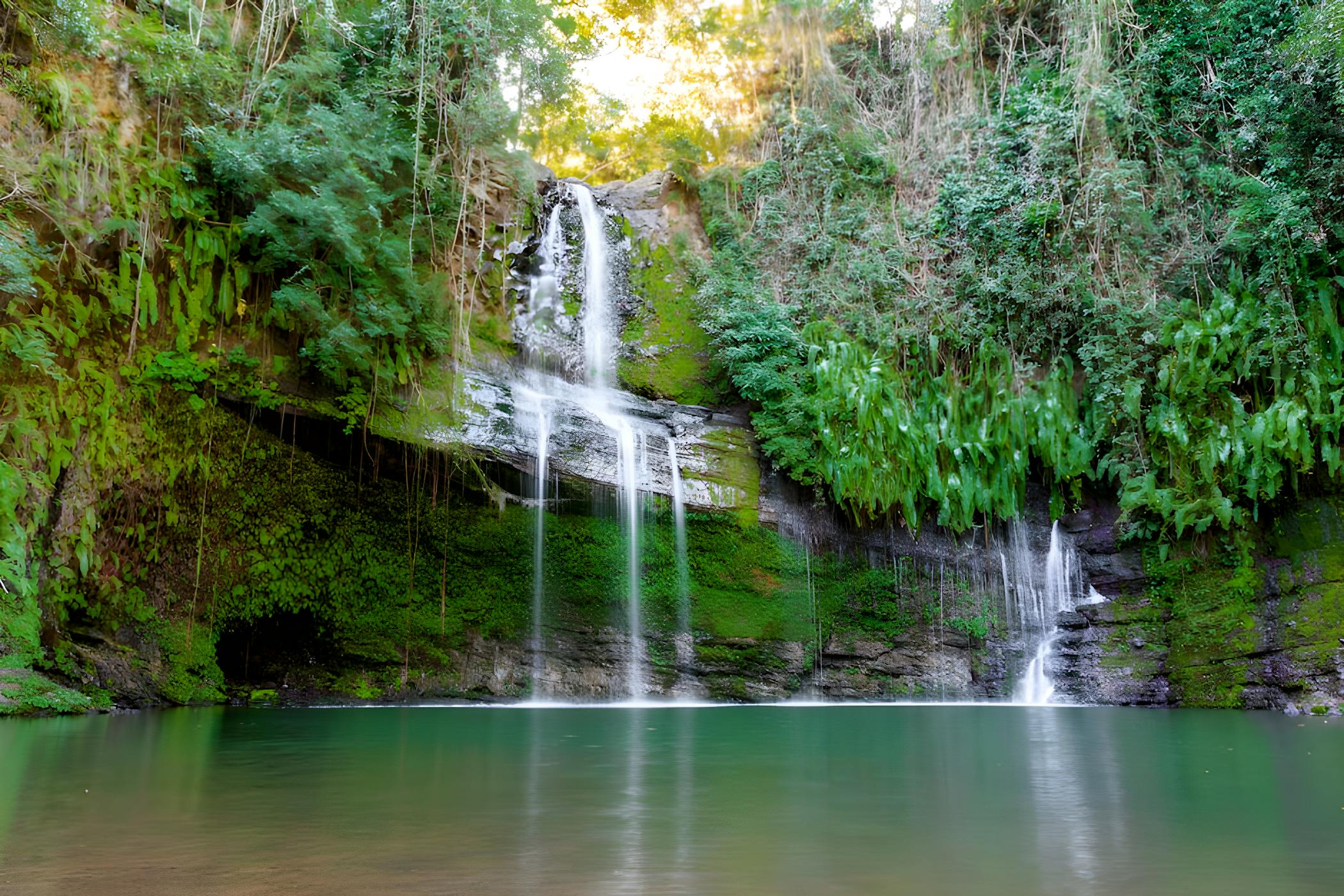 Take a walk to the Namaza forest in Ranohira - enjoy the waterfalls and try to spot the lemurs!